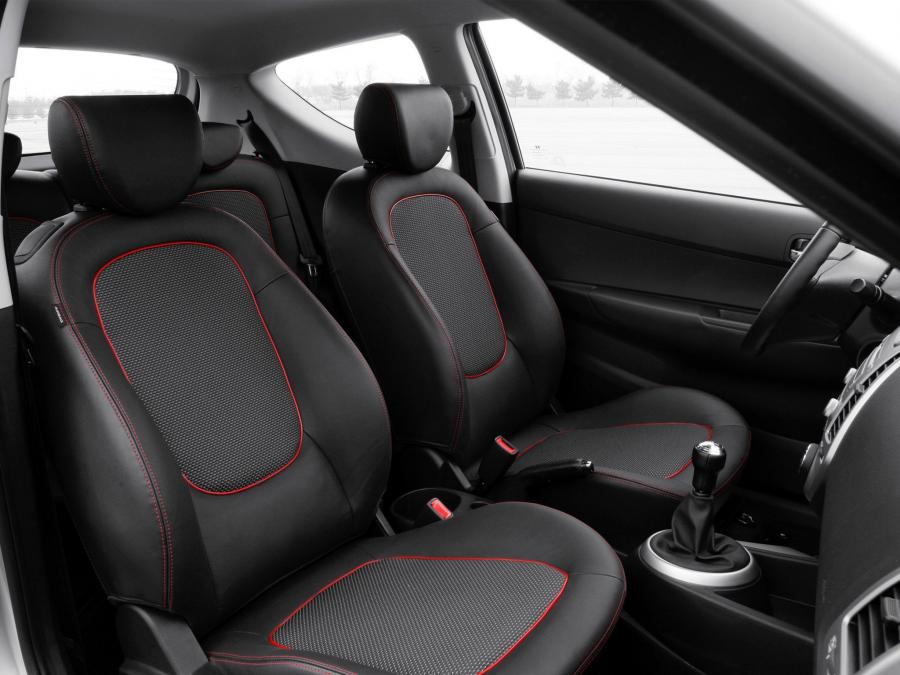  Hyundai i20 3-Door 2009 года  (фото 28 из 58)